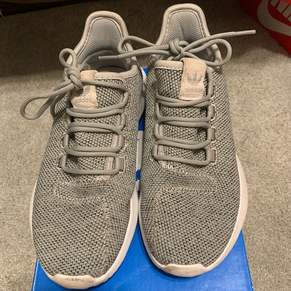 ADIDAS TUBULAR SHADOW